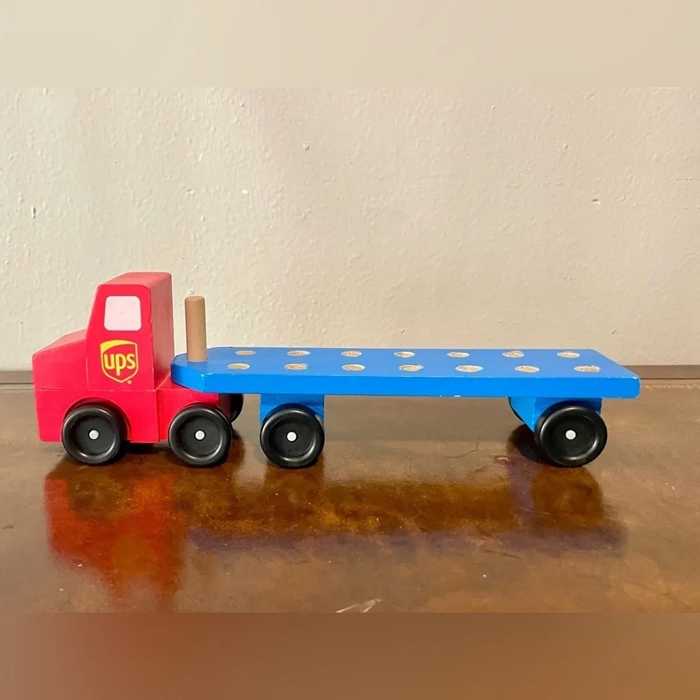 MELISSA & DOUG “UPS” ALPHABET TRUCK NO BLOCKS‎ TRUCK TRAILER